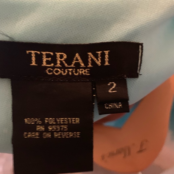 Prom, pageant or homecoming dress - Picture 3 of 3